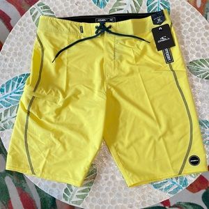 O’Neill Hyperfreak boardshorts 32 BNWT